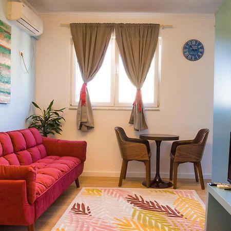 Bright Apartment Close To City Center Тирана Экстерьер фото