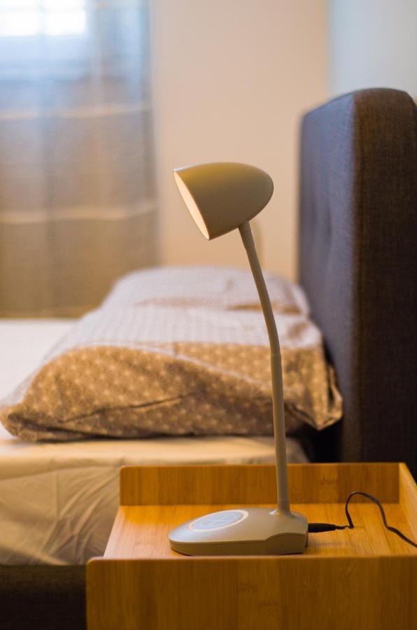 Bright Apartment Close To City Center Тирана Экстерьер фото