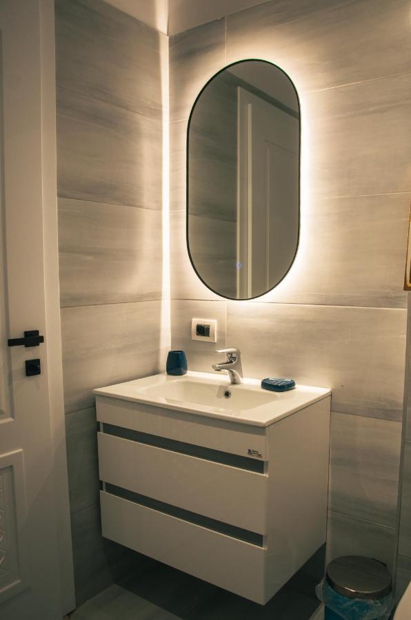 Bright Apartment Close To City Center Тирана Экстерьер фото